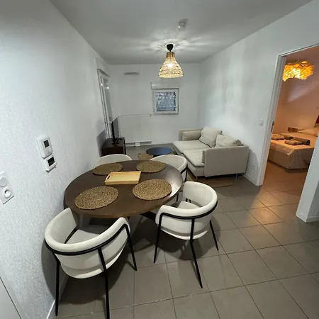 Appartement Cenon Apartment